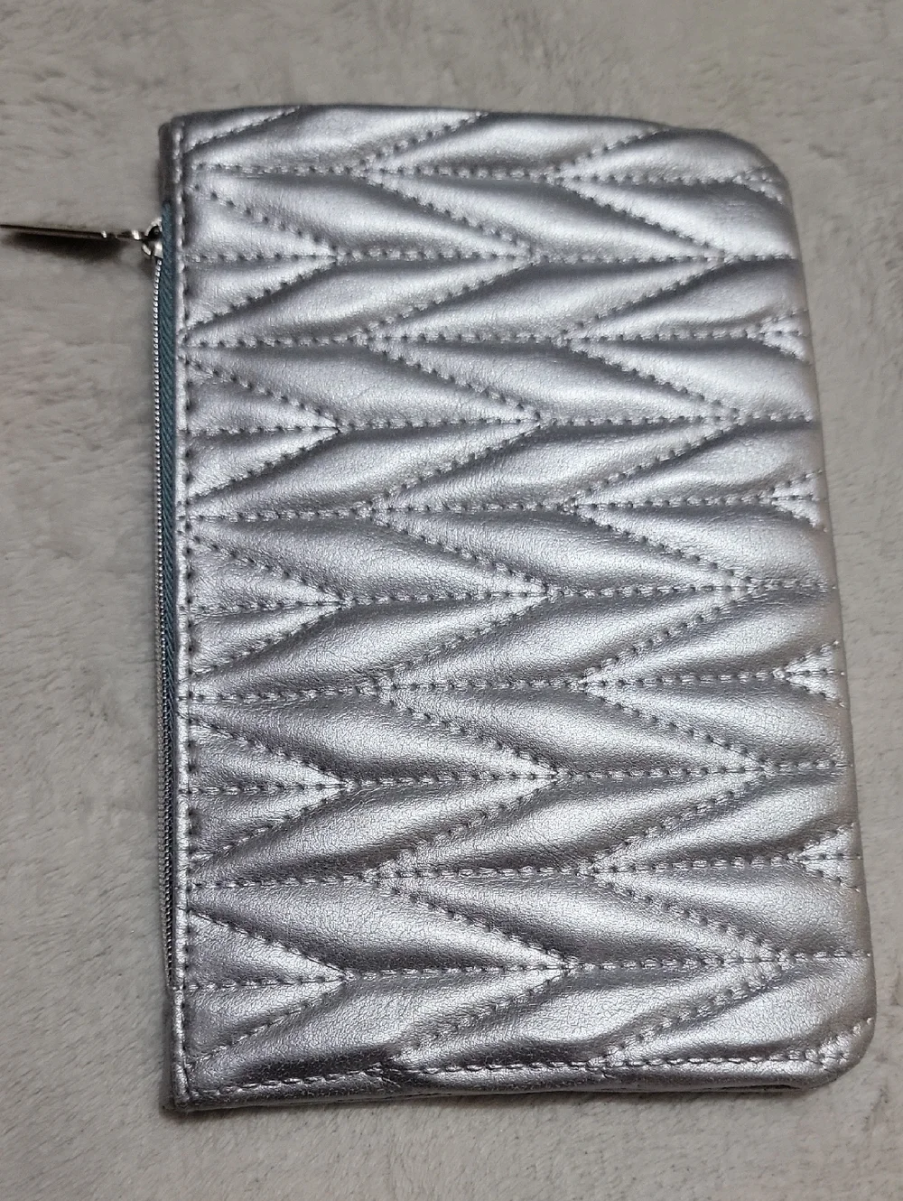 Ipsy Makeup Bag